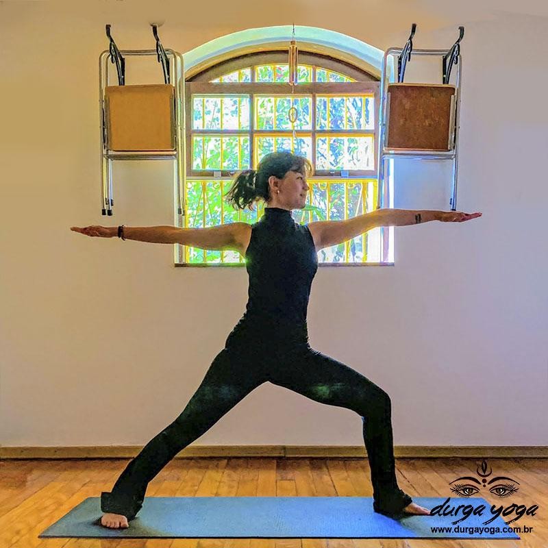 Escola de yoga perto de mim